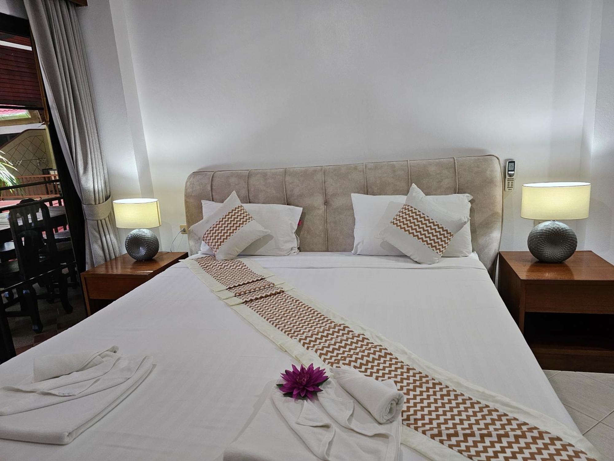 Sai Rougn Apartment Patong Exterior foto